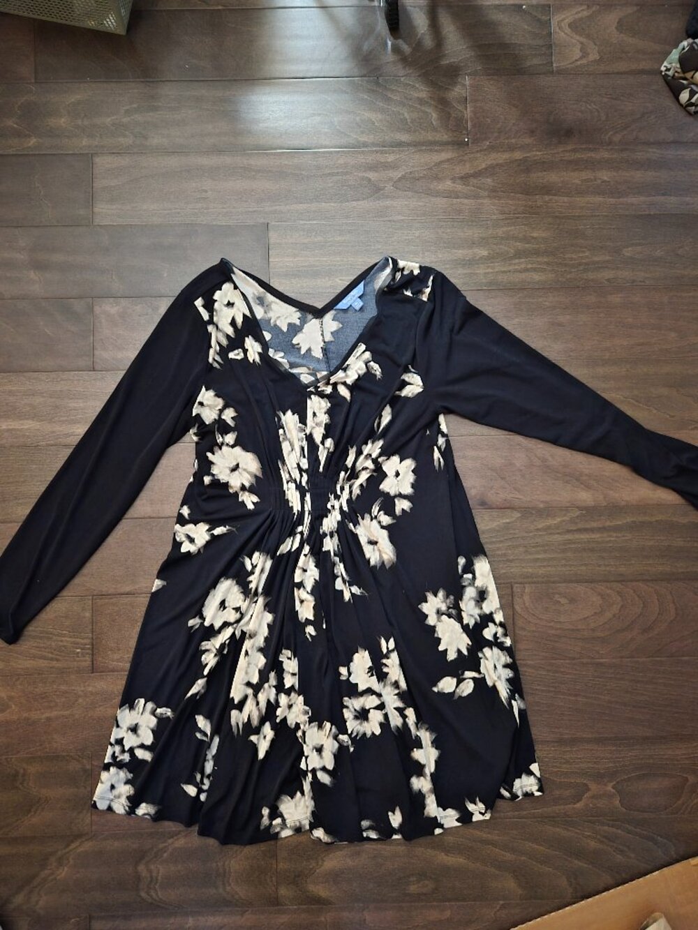 Long sleeve slinky fall floral dress